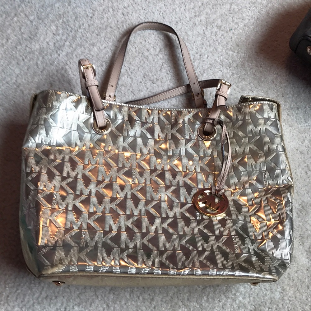 Michael Kors gold purse